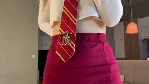 Snapshot of shyrubate chatting on March 6, 5:14 am Aurora online show from March 6, 5:14 am