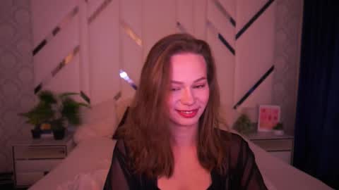 shyysiren online show from November 13, 8:24 am