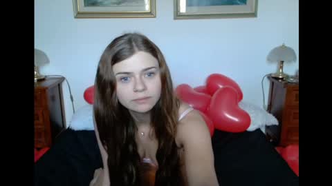 Zoey online show from February 14, 7:17 am