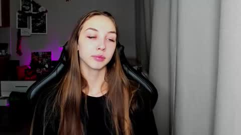 SIA online show from January 11, 2:49 am