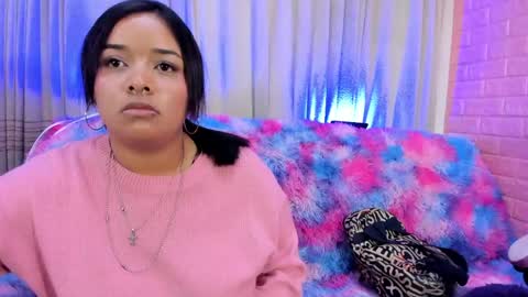sienna_lux01 online show from June 5, 4:16 am