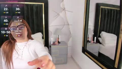  Sienna  online show from July 11, 1:55 pm