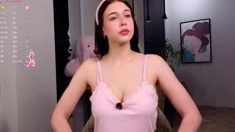 Eva  online show from March 14, 11:44 am