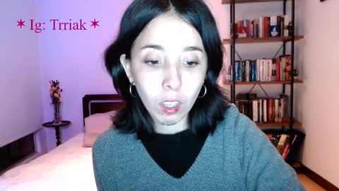 silkbite online show from March 26, 3:08 am