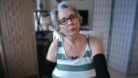 petra daniels online show from March 5, 9:54 pm