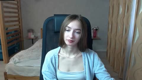Snapshot of silkymiley chatting on October 1, 6:51 am silkymiley online show from October 1, 6:51 am
