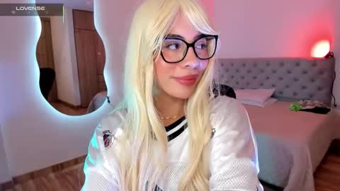 Silvanna online show from March 14, 4:19 pm