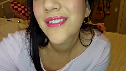 simonesighren online show from March 7, 6:31 am