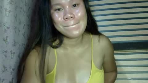 simply_y0urs online show from December 15, 6:48 pm