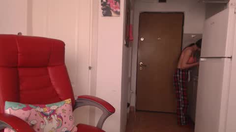 simyhvn online show from March 19, 9:46 am