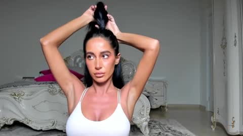 C online show from January 17, 11:23 pm