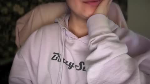 Sindra online show from November 24, 6:10 pm