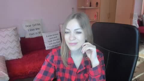 sirenasilk online show from March 18, 5:45 am