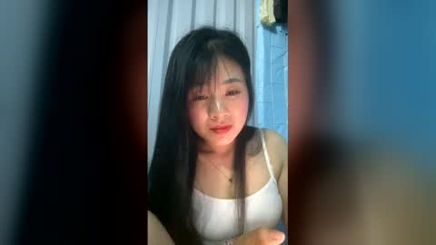 Shie online show from April 14, 2:17 pm