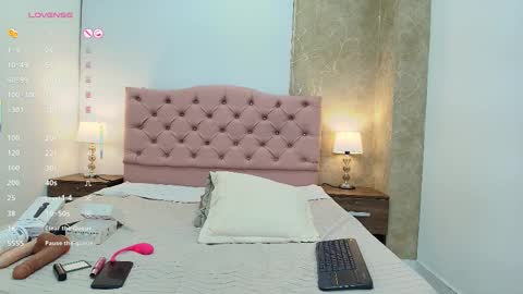 Briana online show from November 24, 3:52 am