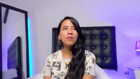 skinny_hottie18 online show from September 30, 2:33 pm