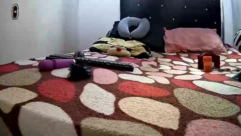 Snapshot of skinny_sexy666 chatting on January 16, 4:28 pm skinny_sexy666 online show from January 16, 4:28 pm