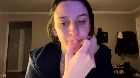 skinnyangel21 online show from March 26, 4:47 am