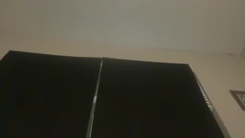 skinnyangel21 online show from April 28, 3:43 am