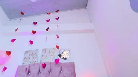 skye moore online show from February 18, 6:40 pm