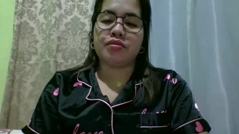 Lovewella online show from November 20, 3:02 pm