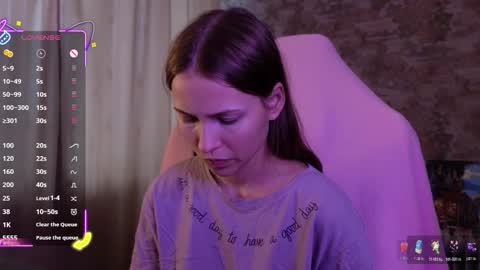 Emma online show from December 23, 8:40 am