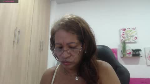 Smileth online show from February 1, 12:48 pm