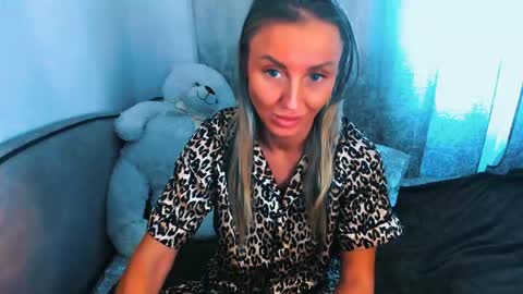 Sneja online show from April 10, 12:11 pm