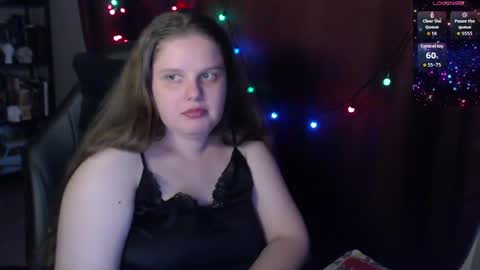 so cute777 online show from April 8, 6:32 pm