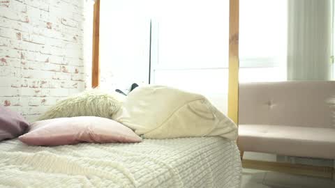 sofhia cruz online show from April 6, 8:43 pm