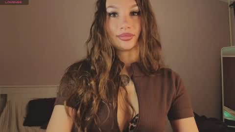 Sofi online show from April 18, 10:09 pm