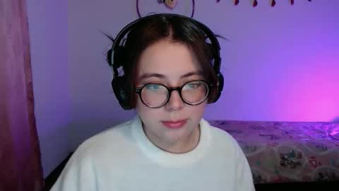 Sofi Lynch online show from January 17, 4:53 am