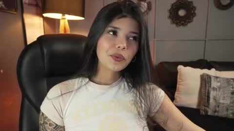   online show from February 12, 11:20 pm