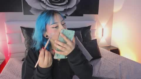 sofi_sp online show from December 3, 12:07 pm