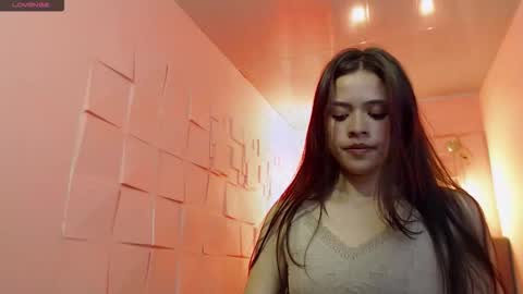 Snapshot of sofia_claark chatting on October 21, 5:06 pm Sofi online show from October 21, 5:06 pm