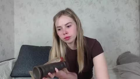 Sofia here online show from February 23, 12:00 am