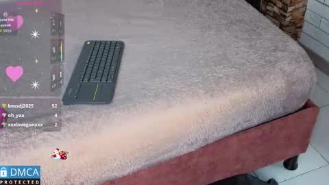 Sofia Sstone online show from January 8, 5:50 pm