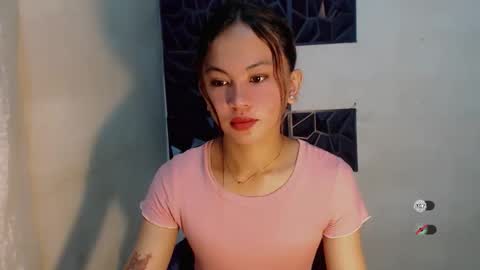 sofia_sweetheart18 online show from November 9, 1:18 pm