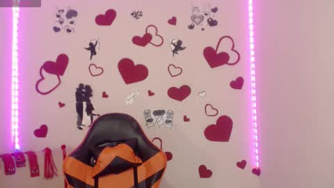 Snapshot of sofiacurvy45 chatting on September 25, 10:40 pm sofiacurvy45 online show from September 25, 10:40 pm