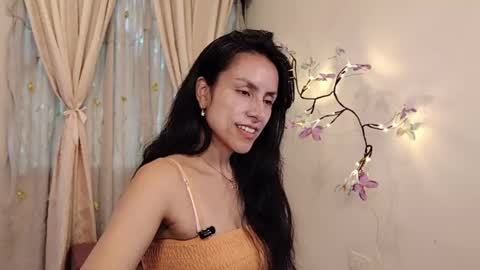 Sofi Bella online show from April 16, 8:08 pm