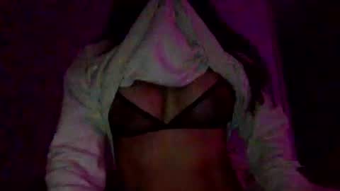 Sofie say yes online show from February 18, 4:33 am