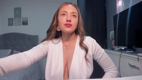 Sofi online show from December 20, 8:46 pm