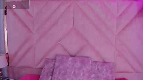 Snapshot of sofii_jones chatting on October 2, 9:09 pm sofii_jones online show from October 2, 9:09 pm