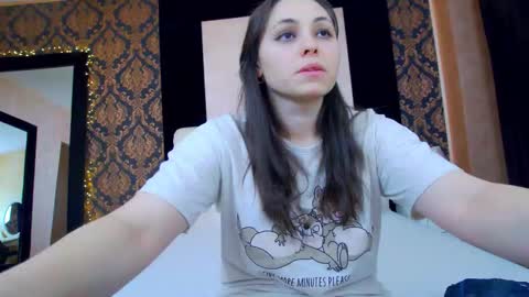 Lilly online show from January 8, 6:17 am