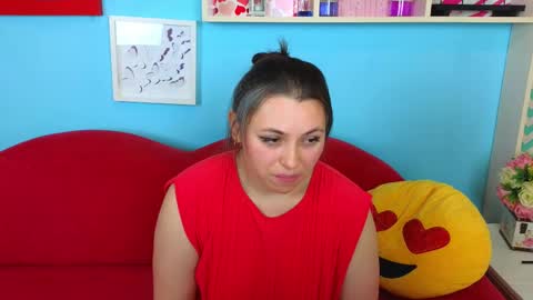 Lilly online show from October 20, 5:43 am