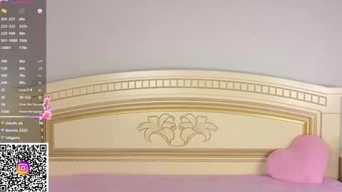 Elly online show from October 26, 7:37 am