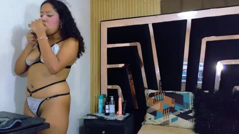 Sol Evans online show from November 14, 5:57 pm