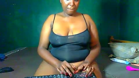 Solly bunny online show from April 14, 1:16 am