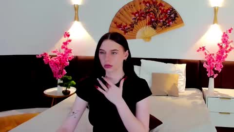 Catherine online show from March 4, 5:08 pm