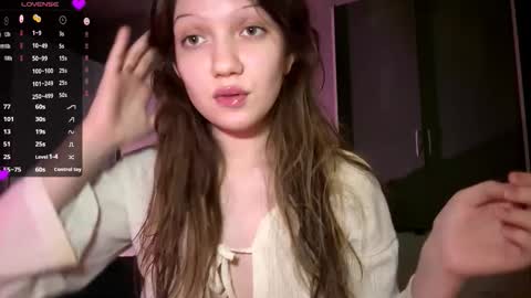 Ellie online show from February 20, 2:29 pm